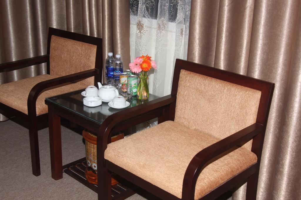 Khoa Thanh Hotel Hòa Bình Habitación foto